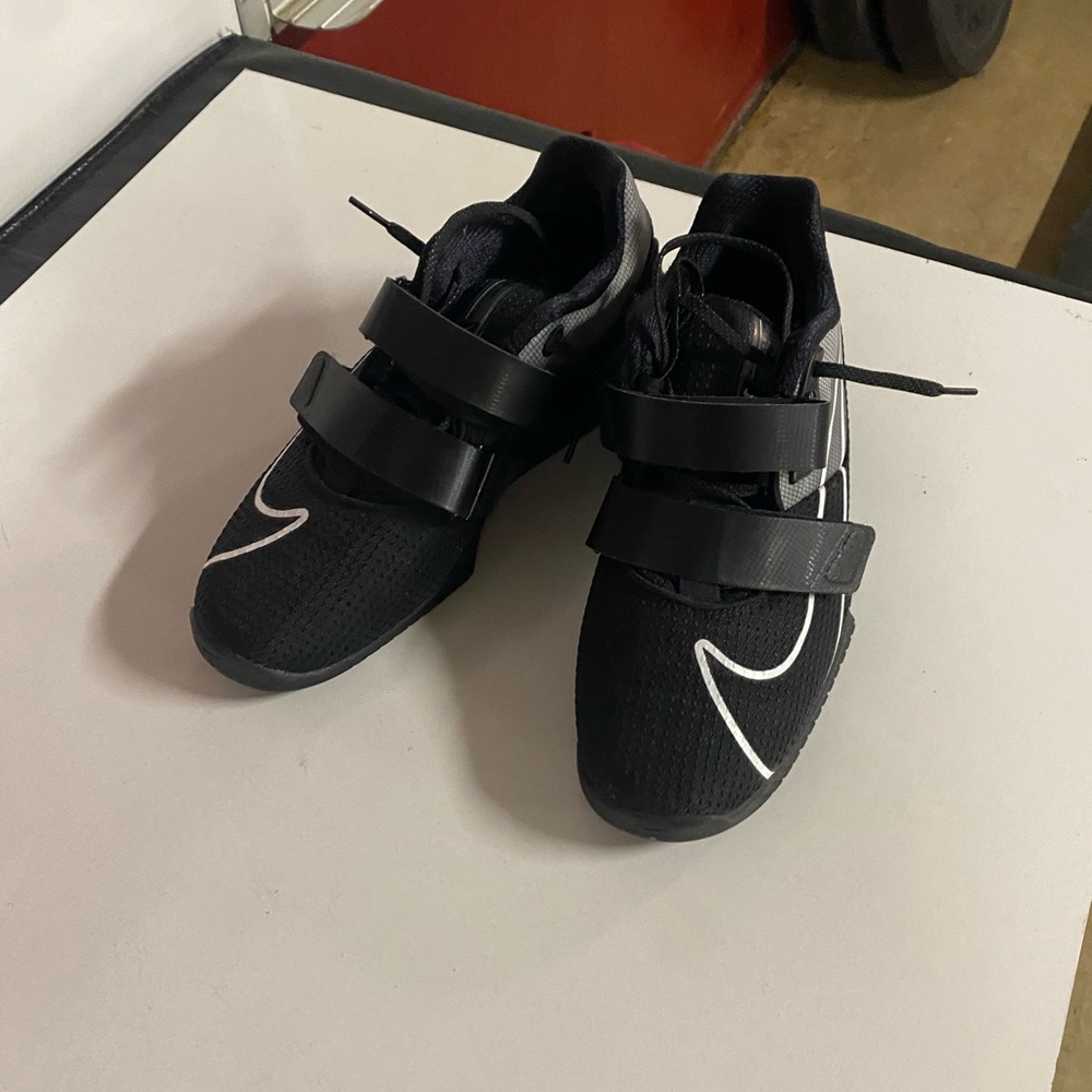 Nike Romaloes 4